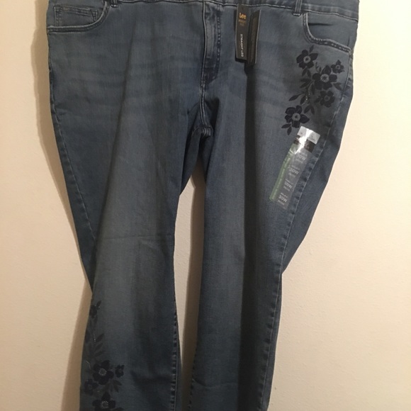 Jean - Picture 4 of 6